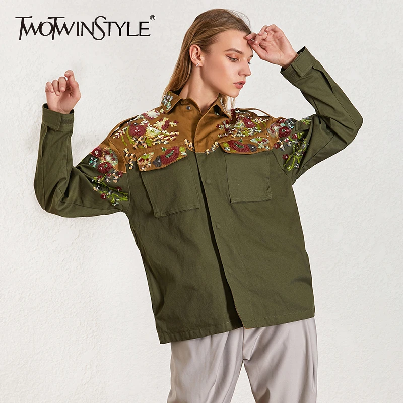 TWOTWINSTYLE Лоскутная Женская куртка с блестками воротник с лацканами длинный рукав однобортный свободный жакет Женская мода Новинка