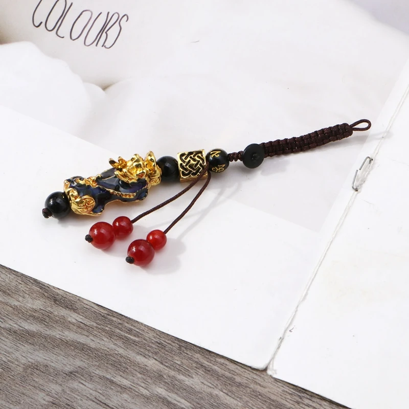 

Vietnam Sand Gold Thermochromic Pixiu Keychain Pendant Car Accessories Gifts Small Gifts Handicrafts Jewelry