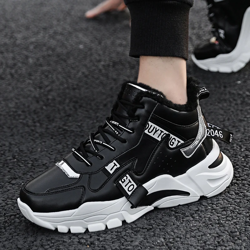 Зимние мужские ботинки модные теплые зимние на толстой нескользящей подошве для