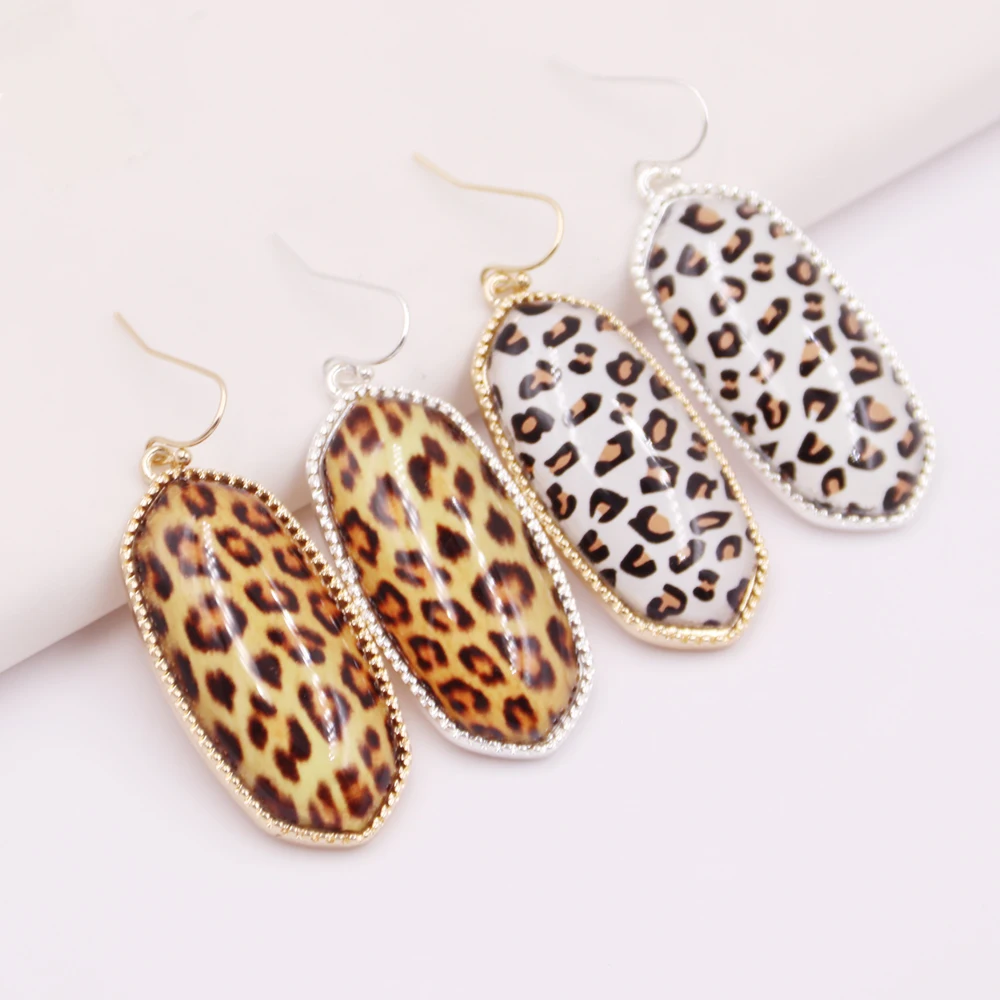 

Fashion High Quality Big Oval Fram One Side Leopard Print Resin Shinny Dangle Earring for Women