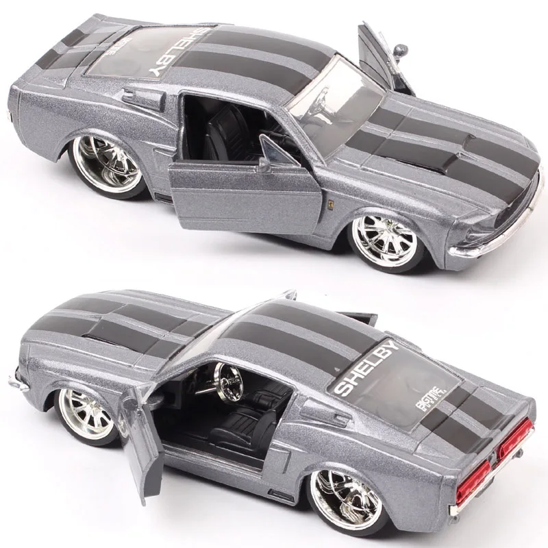 Коллекционная модель автомобиля Jada Classics 1/32 ford Shelby Mustang GT500 Fastback масштаб