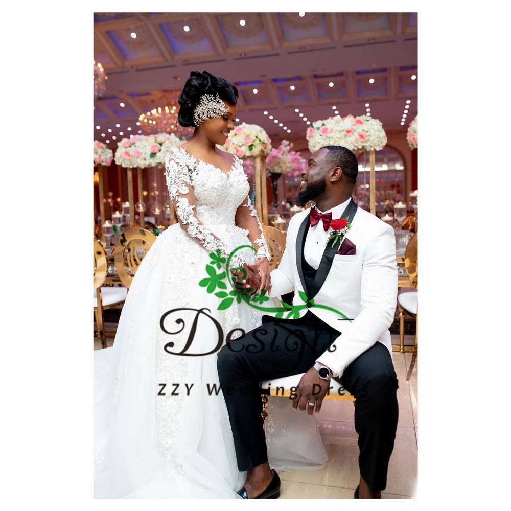 

Exqusite White Satin Boat Neck Wedding Dresses Basque Ball Gown Long Sleeves Court Train Custom-Made Bride Dresses For Wedding