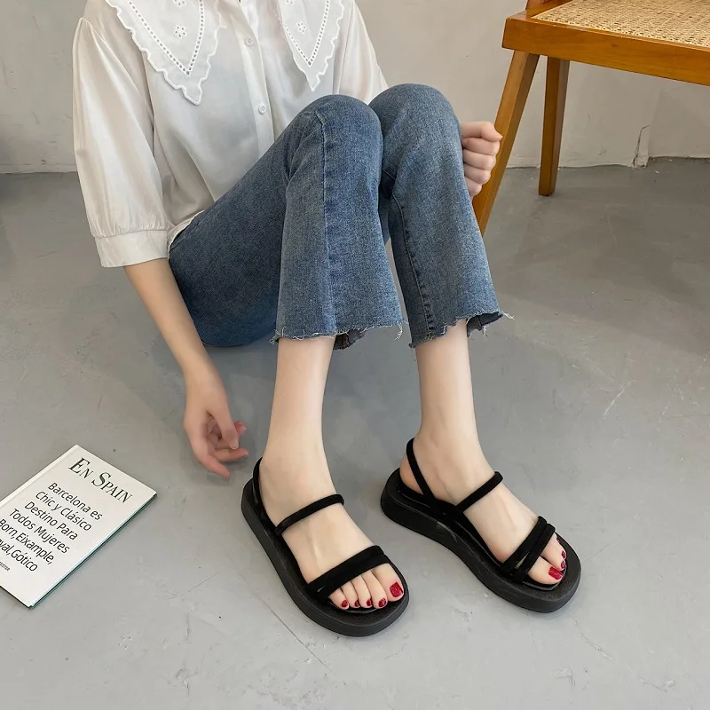 

2022 Summer Sandals Women's Outdoor Slippers Two Wear Candy Colors Comfortable Solid Shoes Beach Leisure Concise Women Sandals