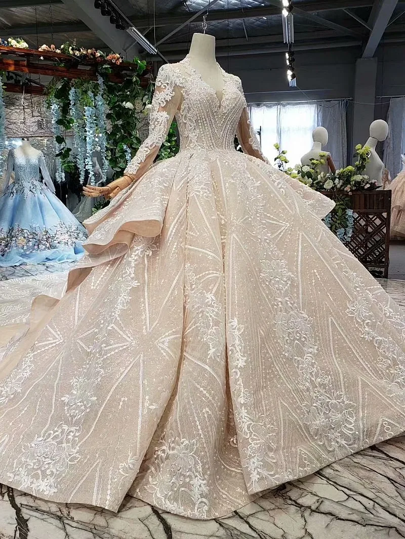 BacklakeGirls 2020 New Deep V Neck Organza Ball Gown Appliqued Beaded Sequins Muslim Wedding Dresses Long Sleeve Hollow Out Back |