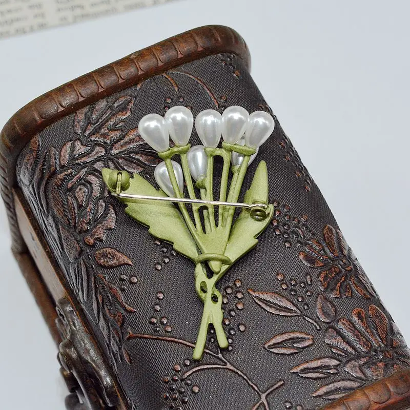 Эмалированная заколка в виде листа дерева зеленая искусственная джинсовая