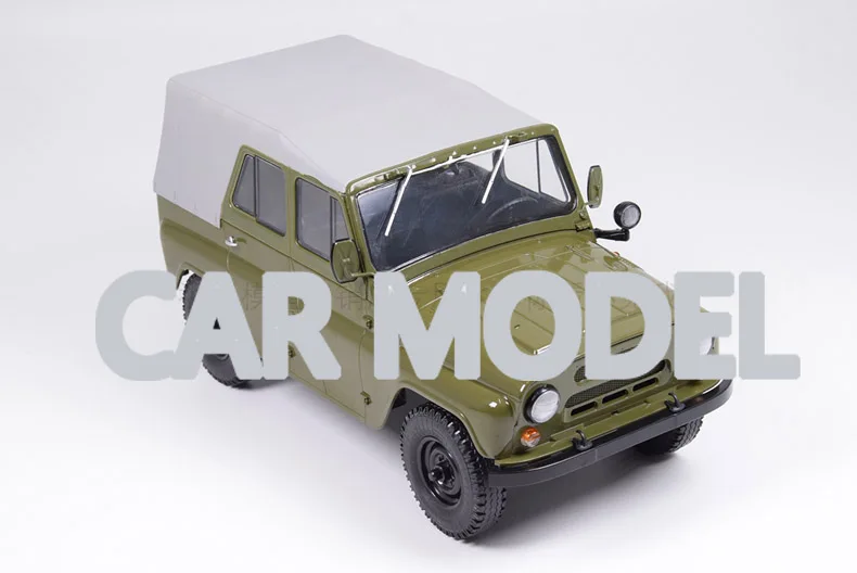 1:18 Масштаб сплава игрушечных транспортных средств России UAZ-469 SUV PUBG автомобиль модель детских игрушечных автомобилей авторизованный игрушки для детей