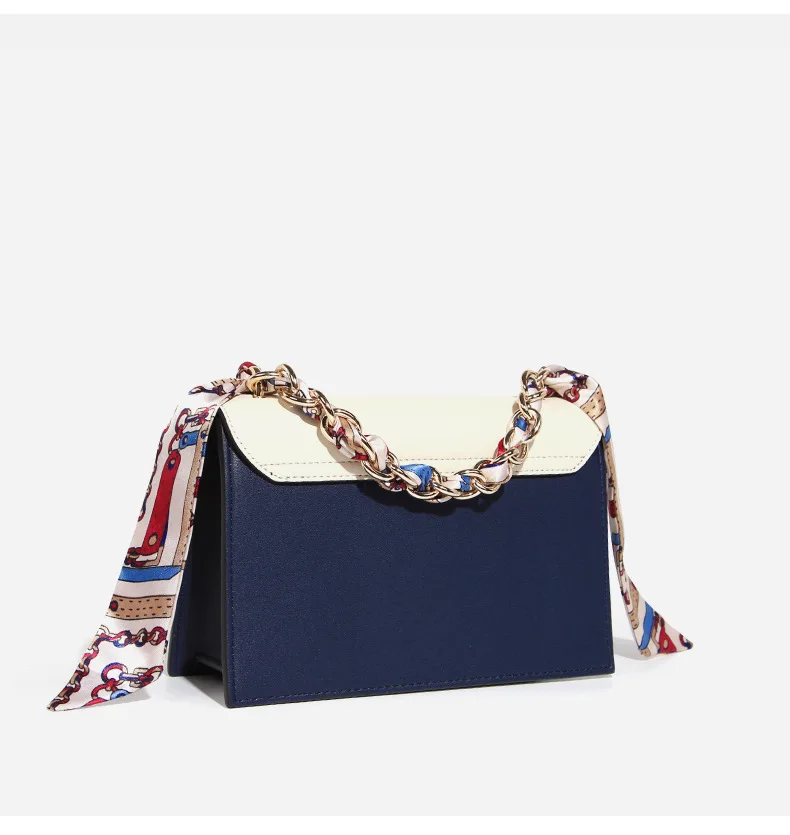 Женская сумочка с цепочкой широкий дизайнерский саквояж и шелковым шарфом 2021 |