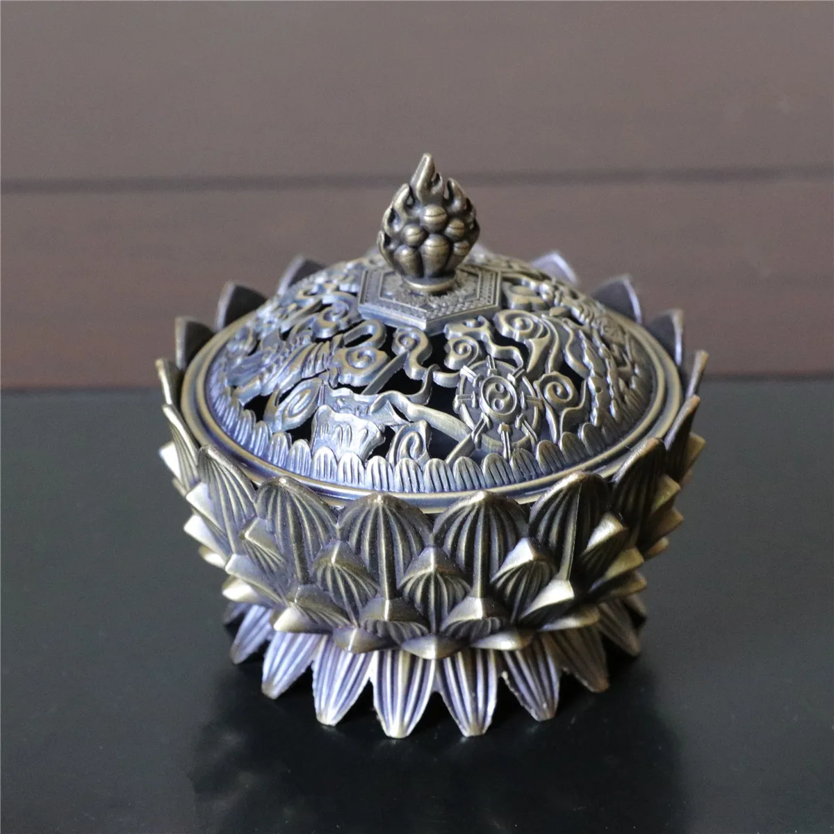 Новинка антикварная металлическая курильница из сплава для благовоний катушки