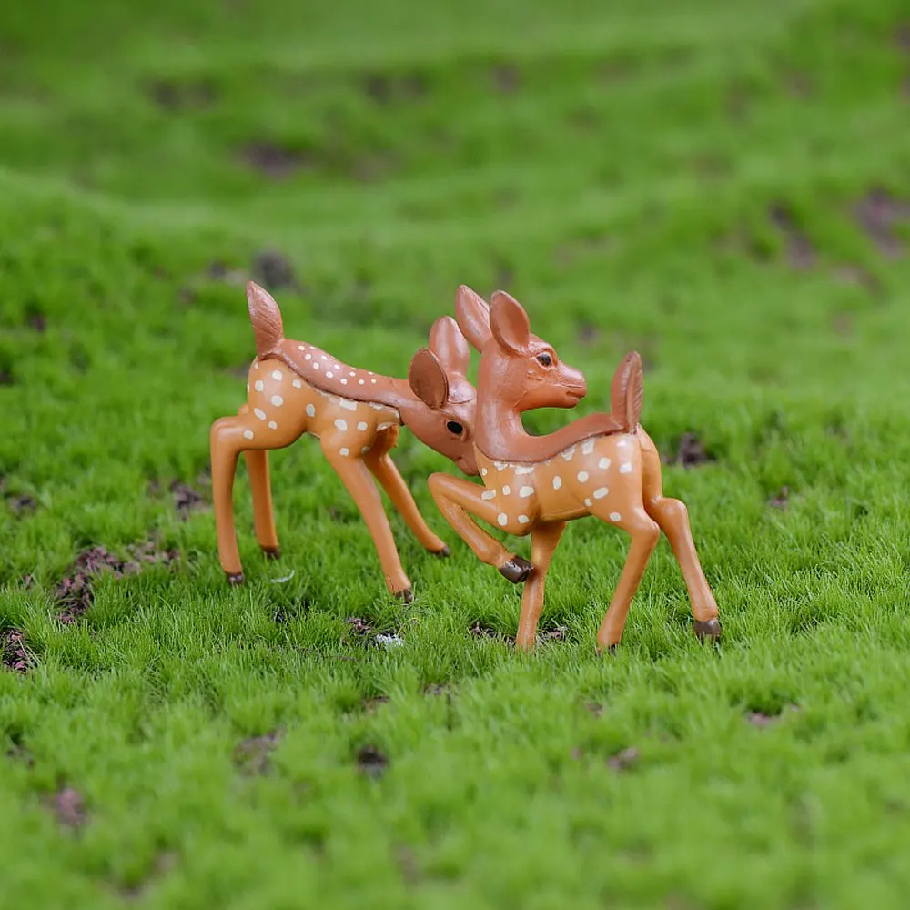 

1Pcs Lovely Deer Figurines Mini Animal Resin Crafts Succulent Fairy Garden Miniatures Artificial Deer DIY Landscape Decor