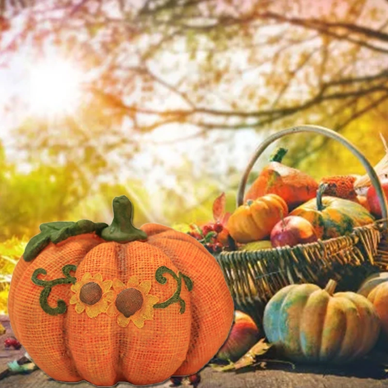

Harvest Day Simulation Pumpkin Ornaments Stitching Linen Cloth Resin Statue H056