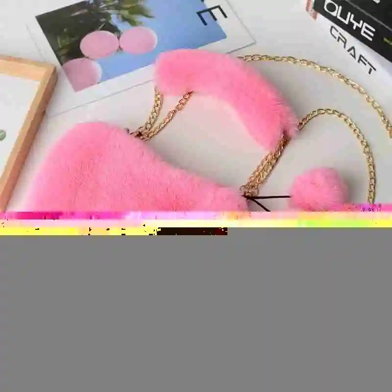

Furry Love Carry Chain Autumn and Winter Peach Heart Cute Women Heart Handbags Plush Purse Bag Shaped Shoulder Bag Ladies H3O0