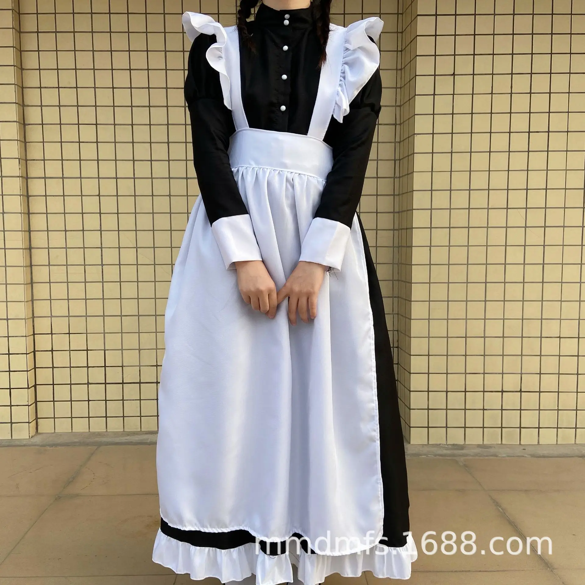 Women Maid Long Dress Classic Black and White Japanese Gothic Style Long Women Clothes Gangster Lolita Maid Outfit Cosplay