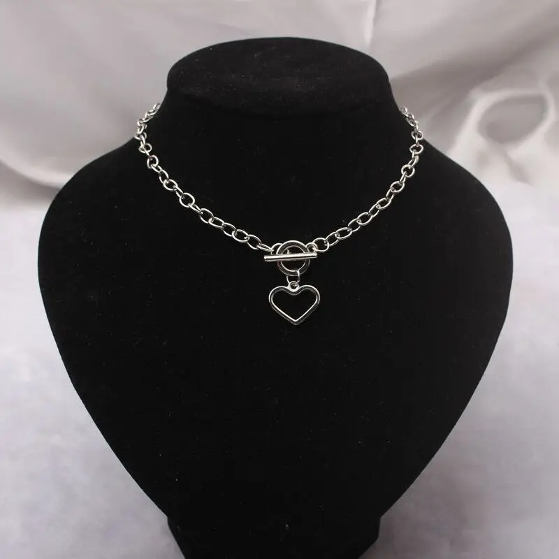 

Thick Chain Clasp Gold Color Claps Necklaces Heart Pendant Necklaces for Women Minimalist Choker Necklace Hot Jewelry