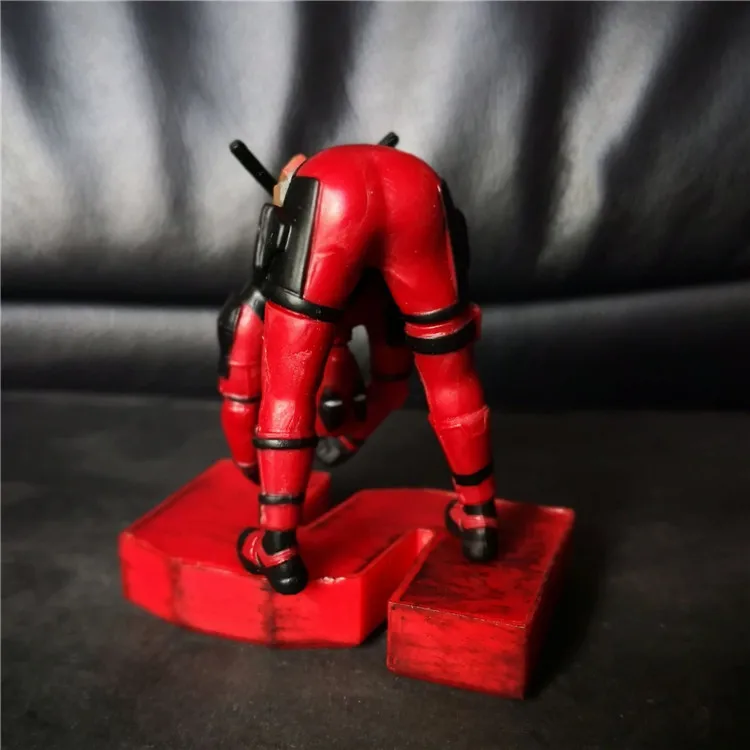 Синий Автомобили украшения личность Deadpool кукла украшение автомобиля центральной консоли украшения компьютер компаньон кукла авто аксессуары - Название цвета: Синий