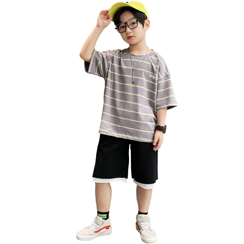 

Kids Boys short-sleeved striped T-shirt cotton denim five pants 2pcs sports suit new summer big virgin suit 4-12 years old