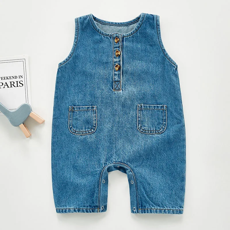 

Комбинезон на возраст 0-3 года, на весну-осень