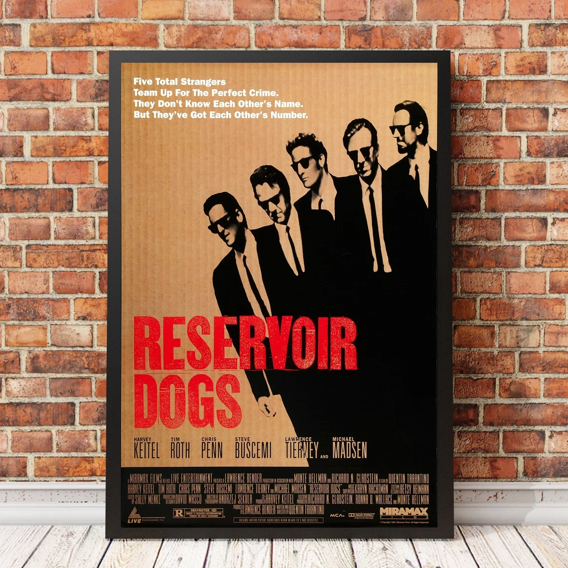 

Картина на холсте без рамки с изображением водохранимых собак