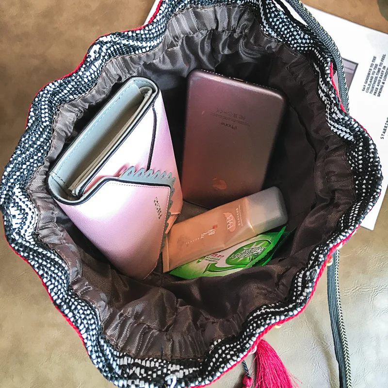 

Vintage Hippy Hippie Bohemian Bag Bags Women Shoulder Crossbody Bags Fringe Tassel Women's Handbags Small Bucket Bag free Gift