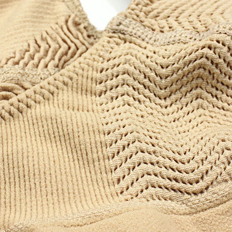 Женский корсет для поддержки плеч и спины с коррекцией кифоза и контролем сужения талии.