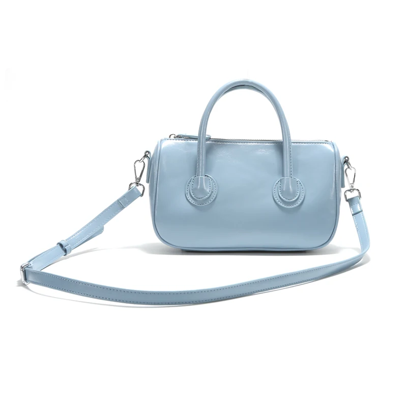

2021 spring new niche design diagonal small bag handbag ins female bag single shoulder high sense of armpit bag