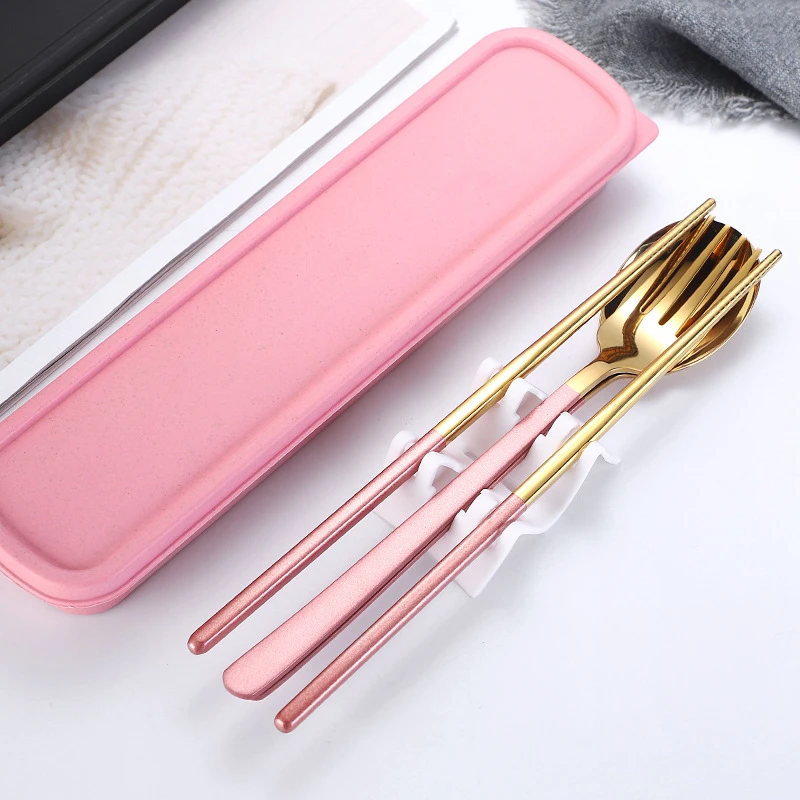Вилки и палочки. Ложки для еды набор. Набор ложка и вилка в футляре. Вилка палочки. Mukava koti набор приборов.