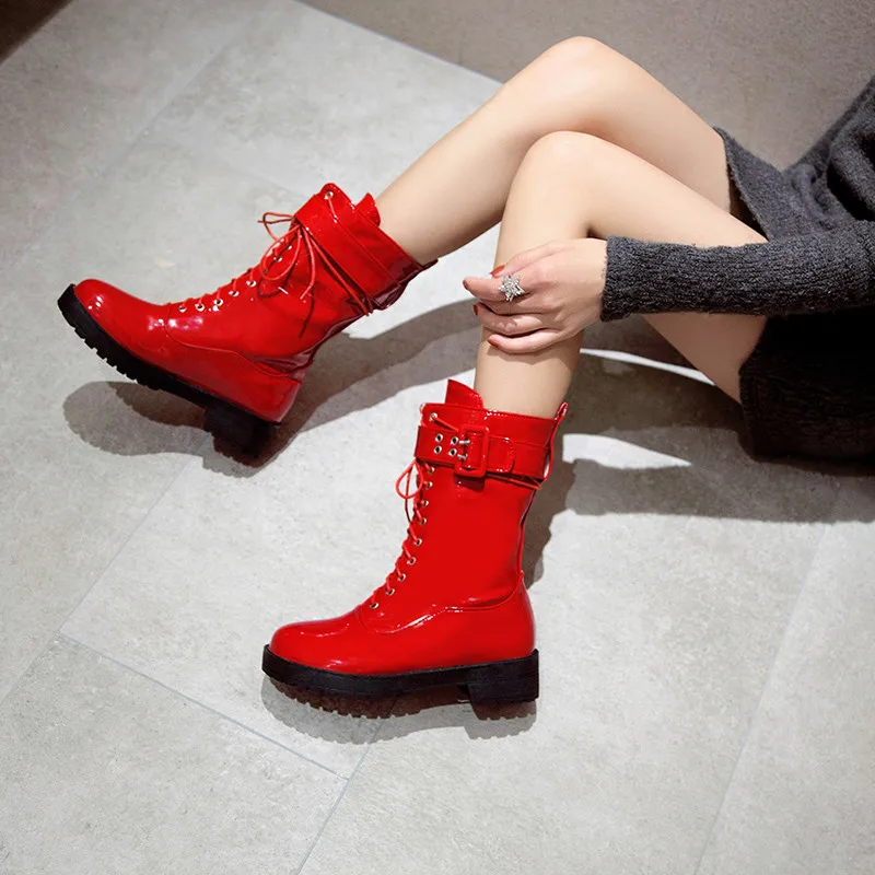 Женские ботинки FEDONAS зимние из лакированной кожи на высоком каблуке с пряжкой в