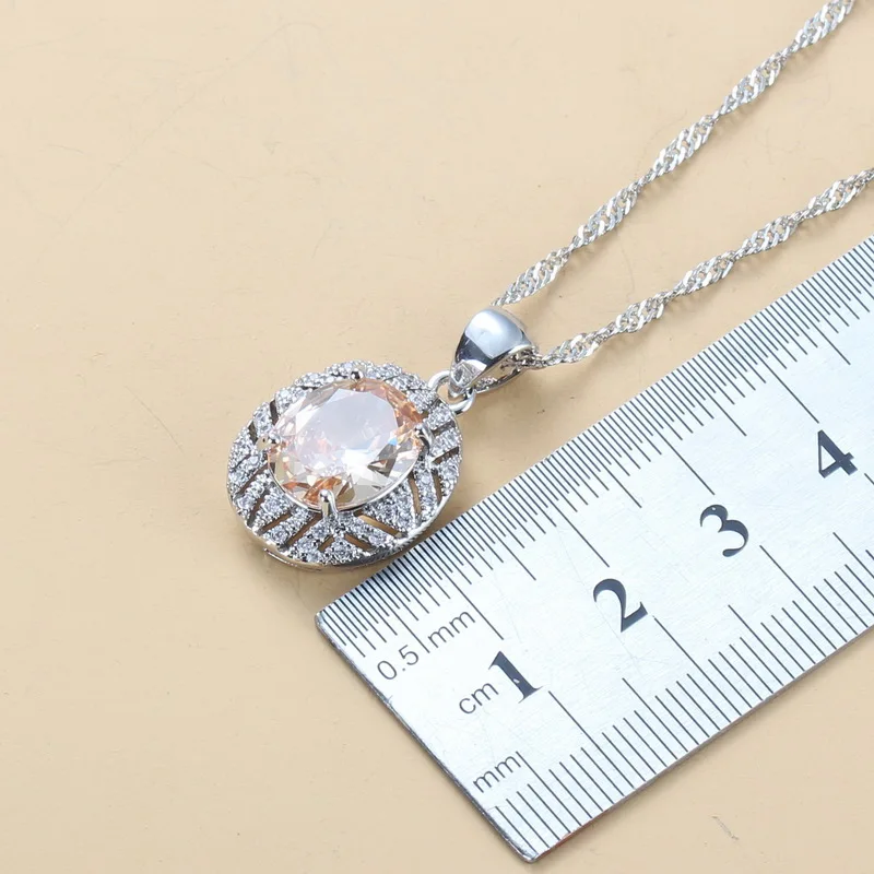 Женский винтажный костюм цвета шампанского Серебристый Овальный Ювелирный