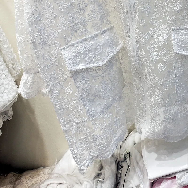 

2021 Spring and Summer New Hooded Long Sleeve White Cardigan Coat Ladies Diamond Embroidered Lace Sun Protection Jacket Women