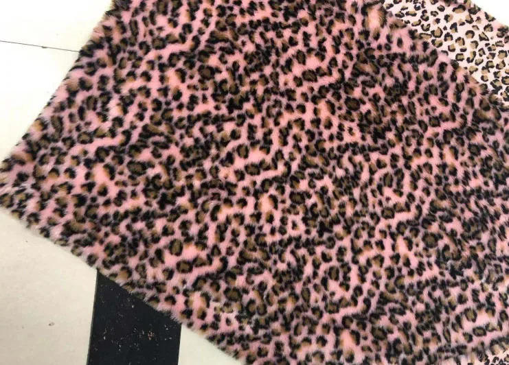 Розовая плюшевая ткань из искусственного меха с леопардовым принтом | Дом и сад