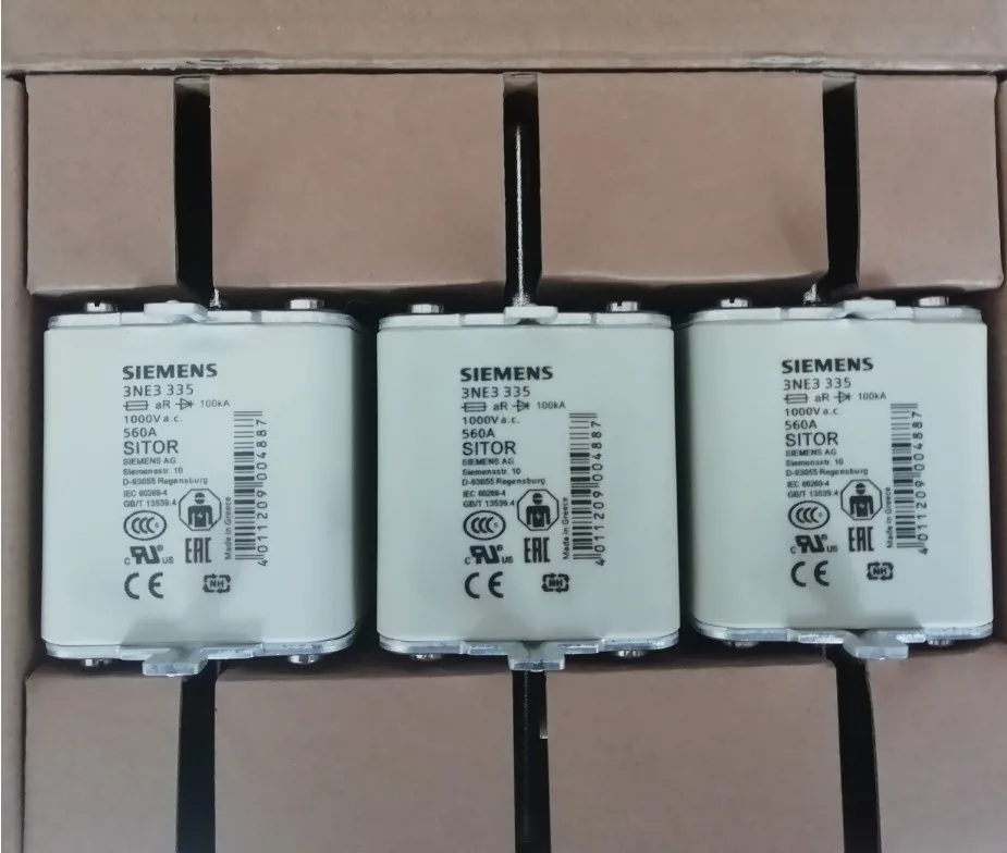 Предохранители: 3NE3335 560A 1000V NH2 / 3NE3336 630A aR|Перемычки| |