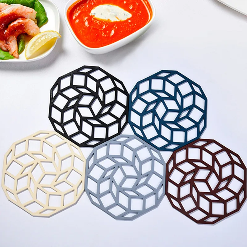

4pcs Nordic Style Geometric Hollow Non-slip Kitchen Placemat Coaster Insulation Pad Dish Coffee Cup Table Mat Home Decor 51098