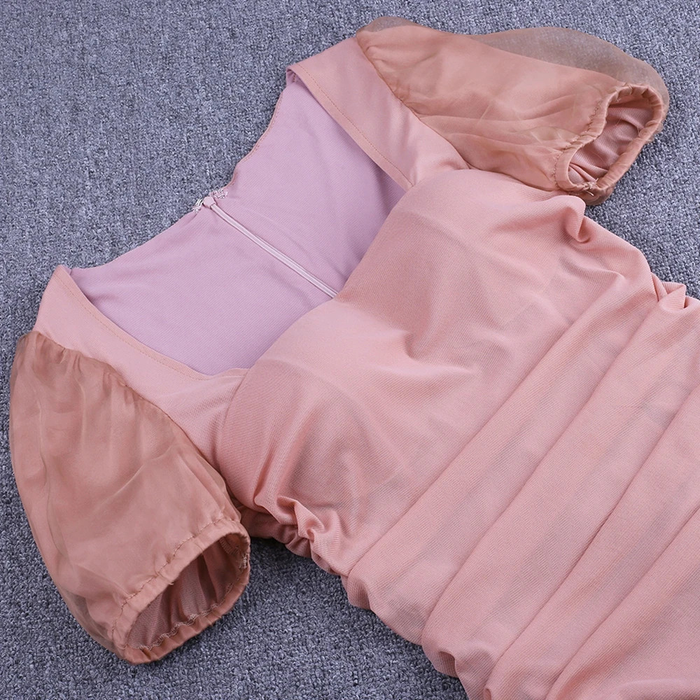 Женское летнее платье с рисунком оленя коричневое шифоновое облегающее