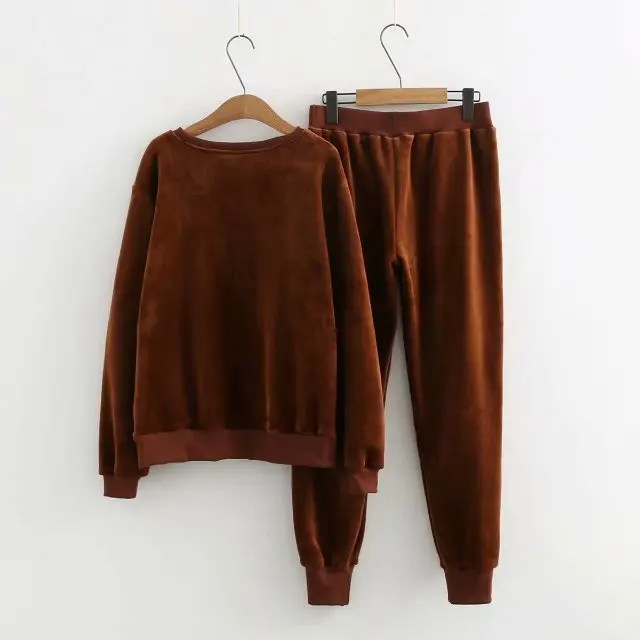 Женский Велюровый комплект из 2 предметов черный серый и карамельный цвет топ с