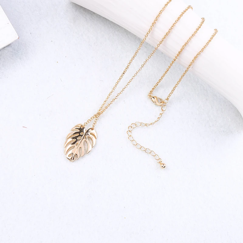 Женское ожерелье с подвеской в виде листьев золотого цвета вечерние модные