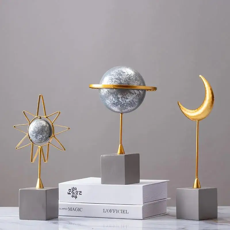 

Planet Astronaut Rocket Figurine Room Decor Astronaut Piggy Bank Resin Statue Ornaments Home Decoration Crafts Furnishings Gifts