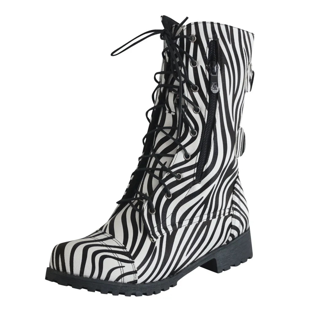 Новые стильные сапоги Martin на высоком каблуке с острым носком и принтом зебры