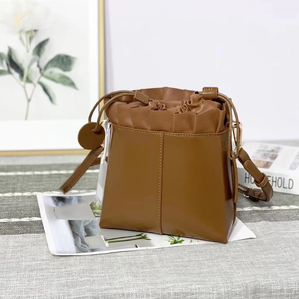 

Fashion Vintage Bucket Bag for Women Classic Solid Color Shoulder Messenger Bags Quality Leather Crossbody Designer purses CC gg