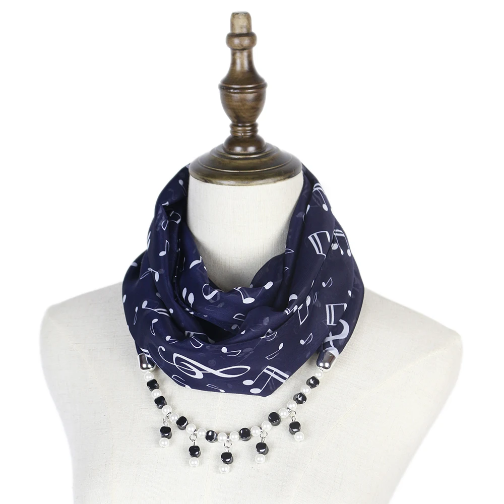 Женский шарф с жемчугом и принтом белый черный подвеской |