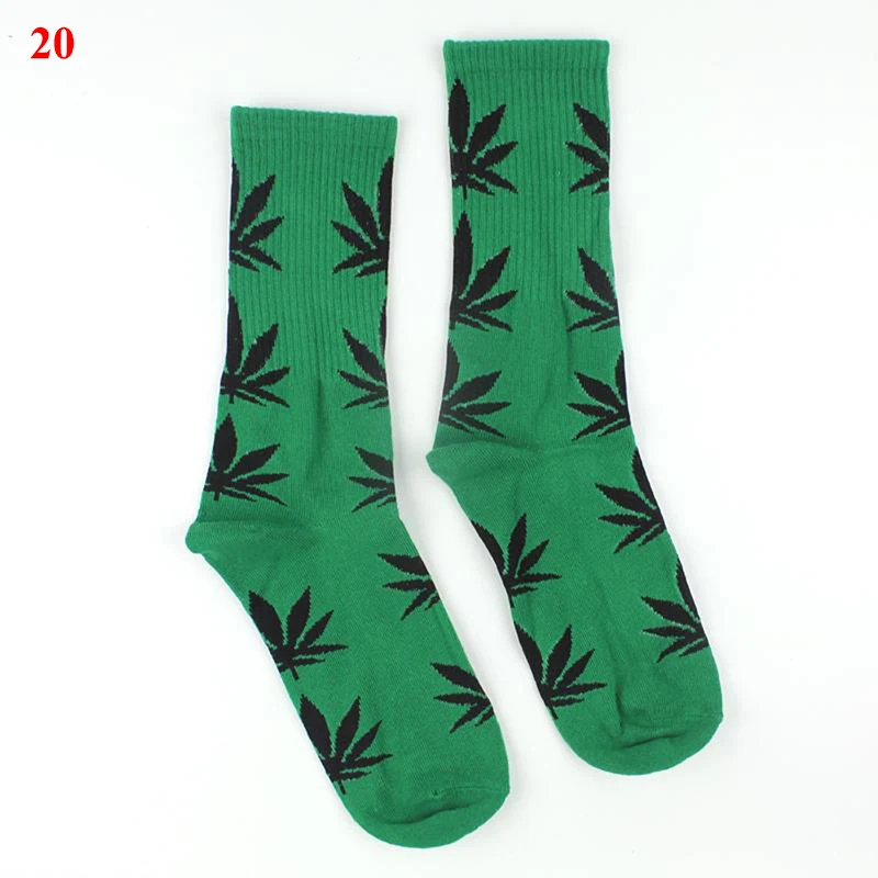 

Fashion 1Pair Comfortable High Quality Cotton Socks Leaf Maple Leaf Casual Long Weed Crew Sock Autumn Winter 2021 New