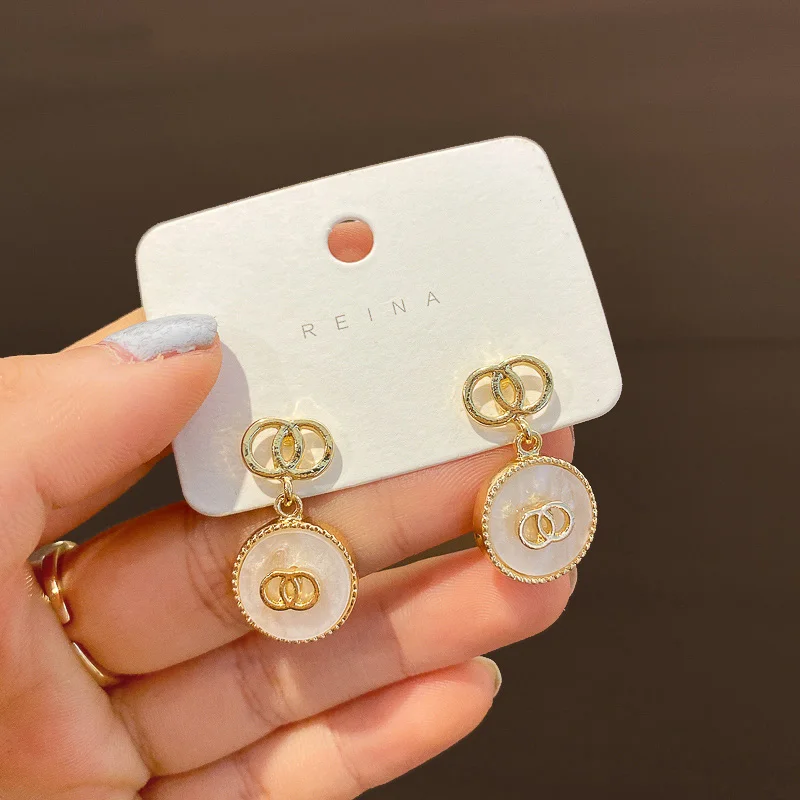 

Circle Pearl Dangle Earrings Korean Exaggerated Earrings for Women 2021 Fashion Modernos Earings Jewelry Kolczyki