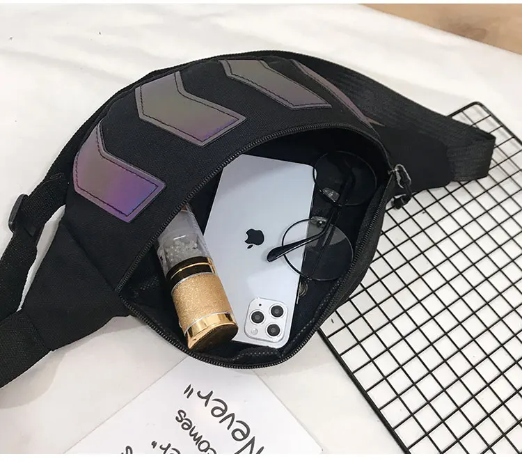 

Reflective Chest Bag For Women Canvas Geometric Patterns Fashion Women Streetwear Hip-hop Crossbody Bag Casual Travel Waist Pack