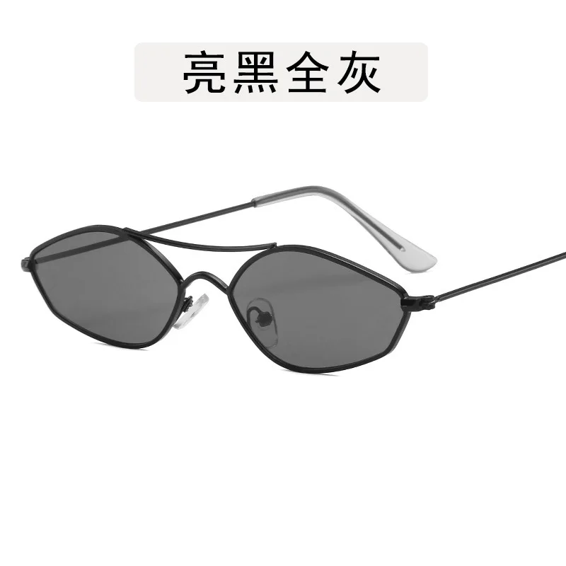 

Vintage Small Sunglasses Women Fashion Brand Metal Frame Clear Black Lens Shades Sun Glasses Female Eyewear UV400