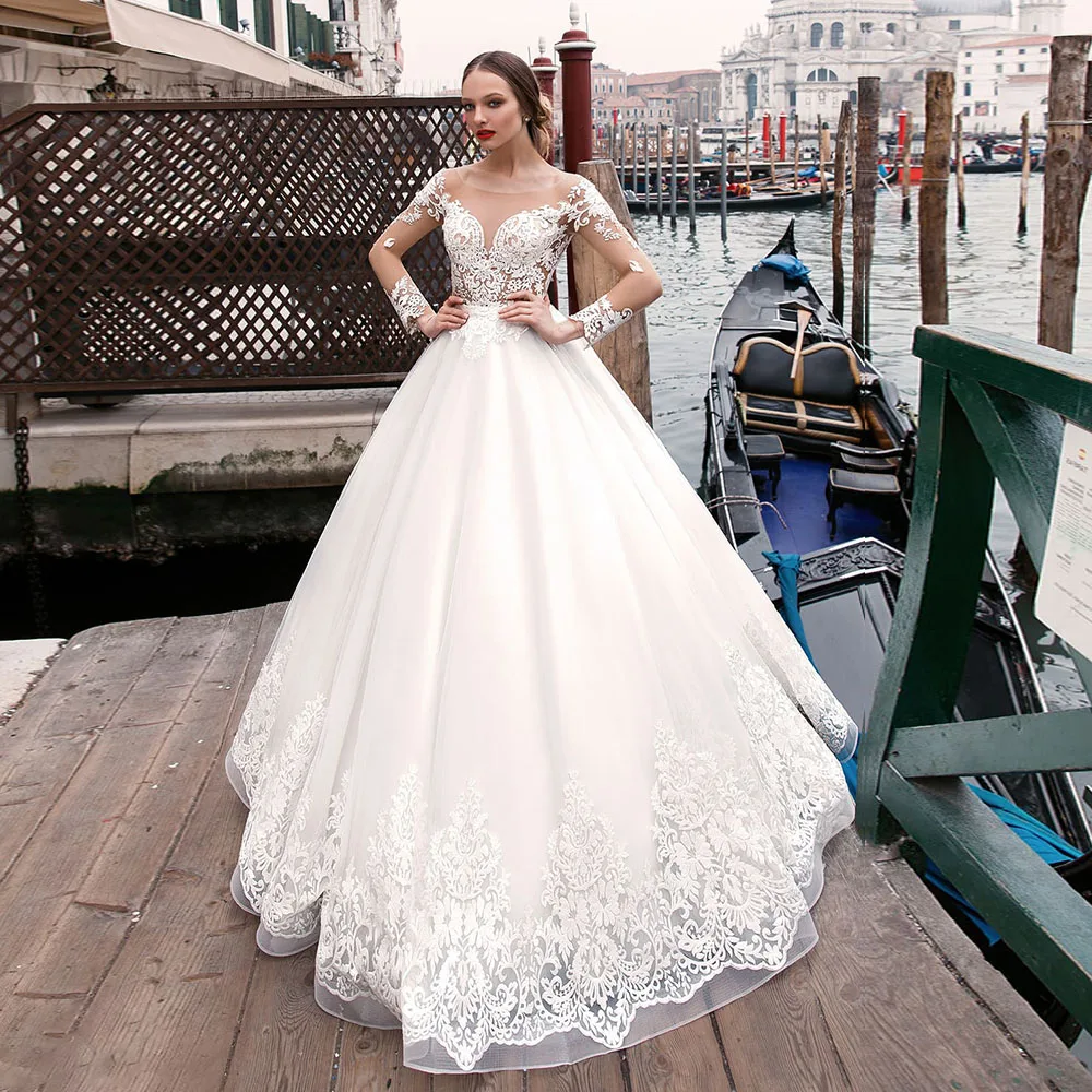 

SoDigne Luxury Long Sleeve Wedding Dress A-line O-neck Lace Appliques vintage Bridal Dress Boho Princess Bride Gowns Plus Size
