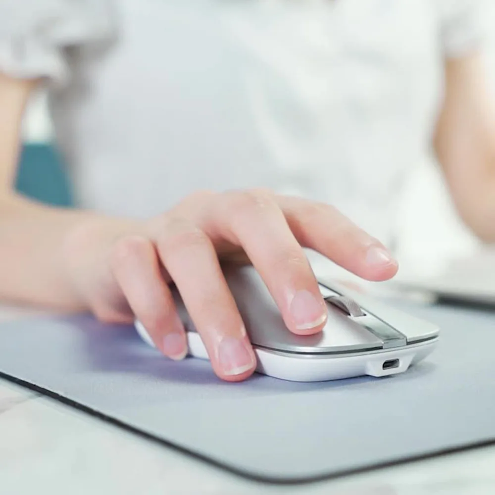 

Wireless Mouse 2.4GHz Bluetooth Silent Rechargeable Mini Mouse Ergonomic USB Computer Mice for PC Laptop Home Office