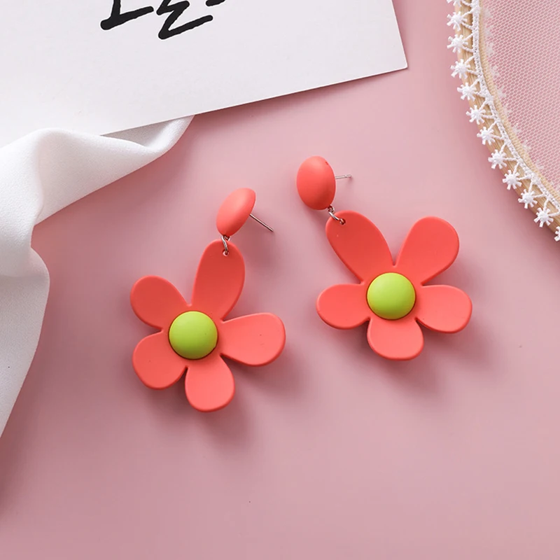 Женские акриловые серьги-гвоздики Цветные Цветочные серьги милые