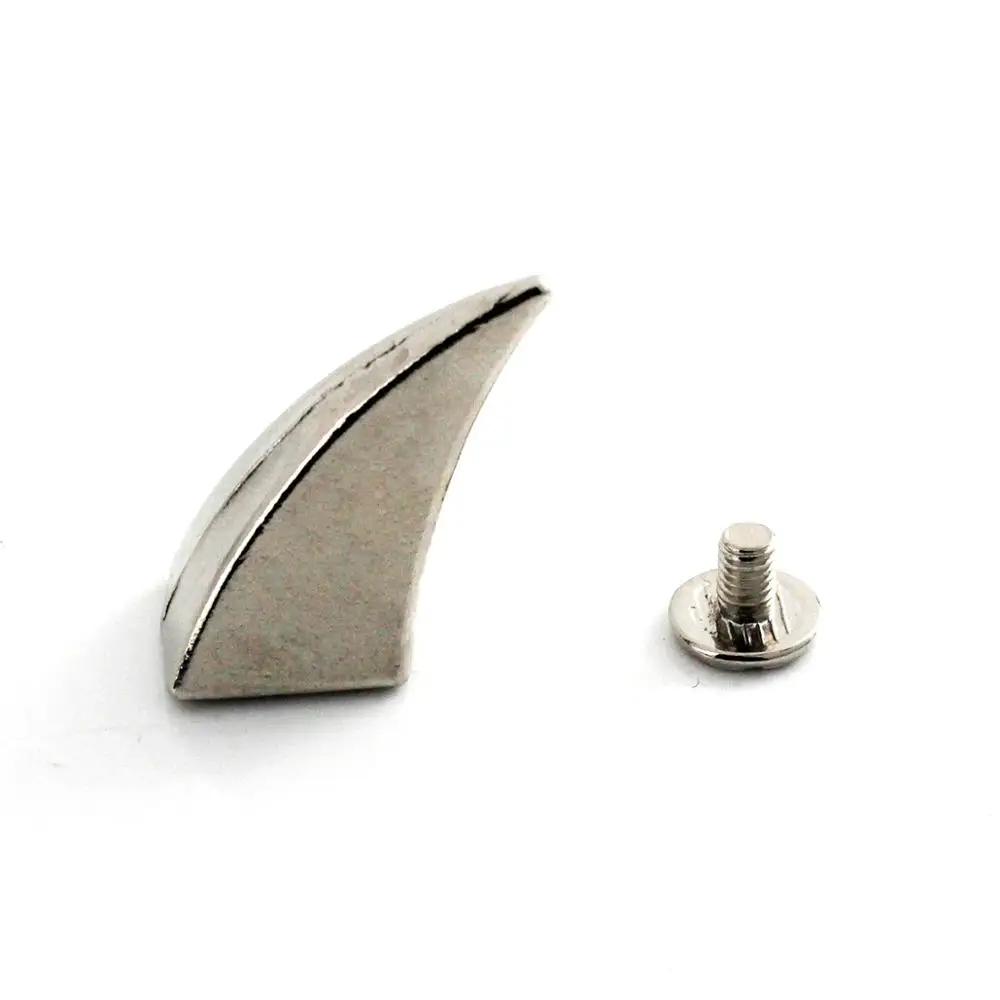 

Металлические заклепки акула панк 2 шт.