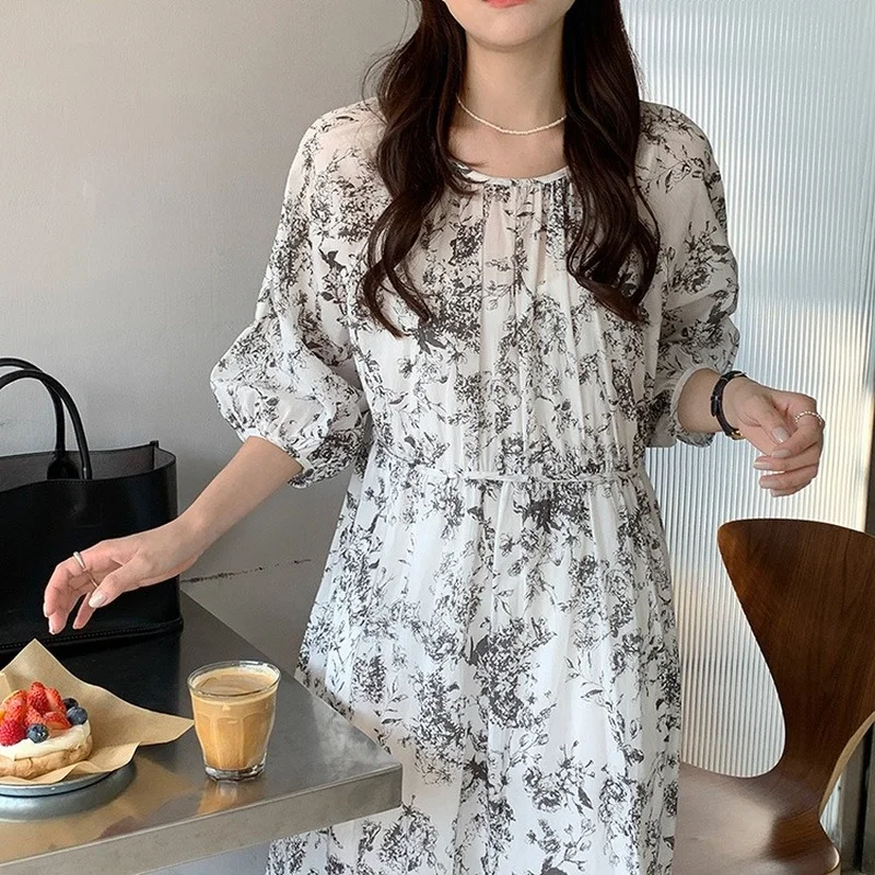 

KUSAHIKI Korean Printing Half Sleeve Woman Dress Causal Pleated O-neck Vestidos Femme 2021 Summer New Fashion Dresses 6H195