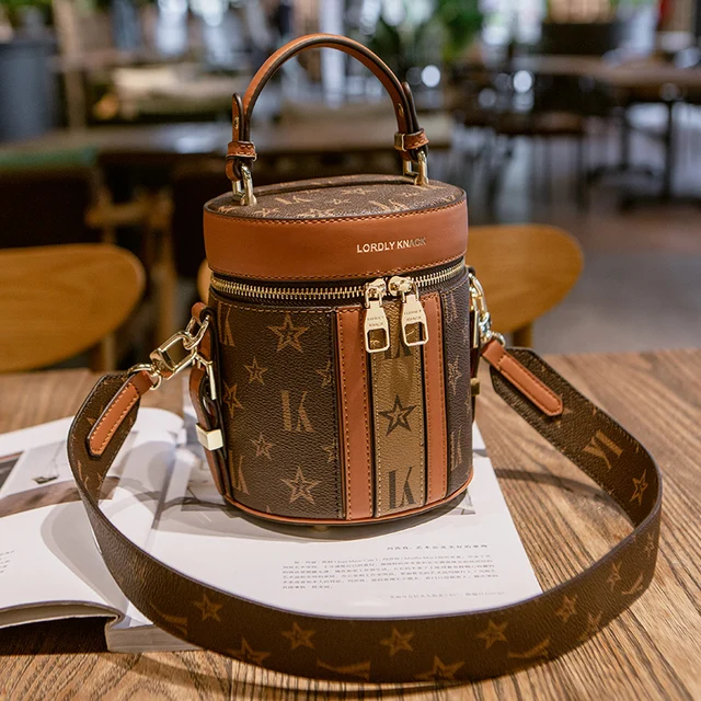 Fashion Exquisite Shopping Bag Retro Casual Women Totes Shoulder Bags Female Leather Solid Color Chain Handbag for Women 2