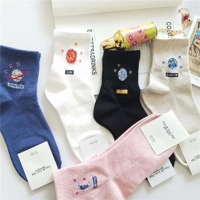 New Winter Cotton Women Space Socks Korea Women's Summer Fashion Astronaut Planet Socks Universe Novelty Short Funny Socks