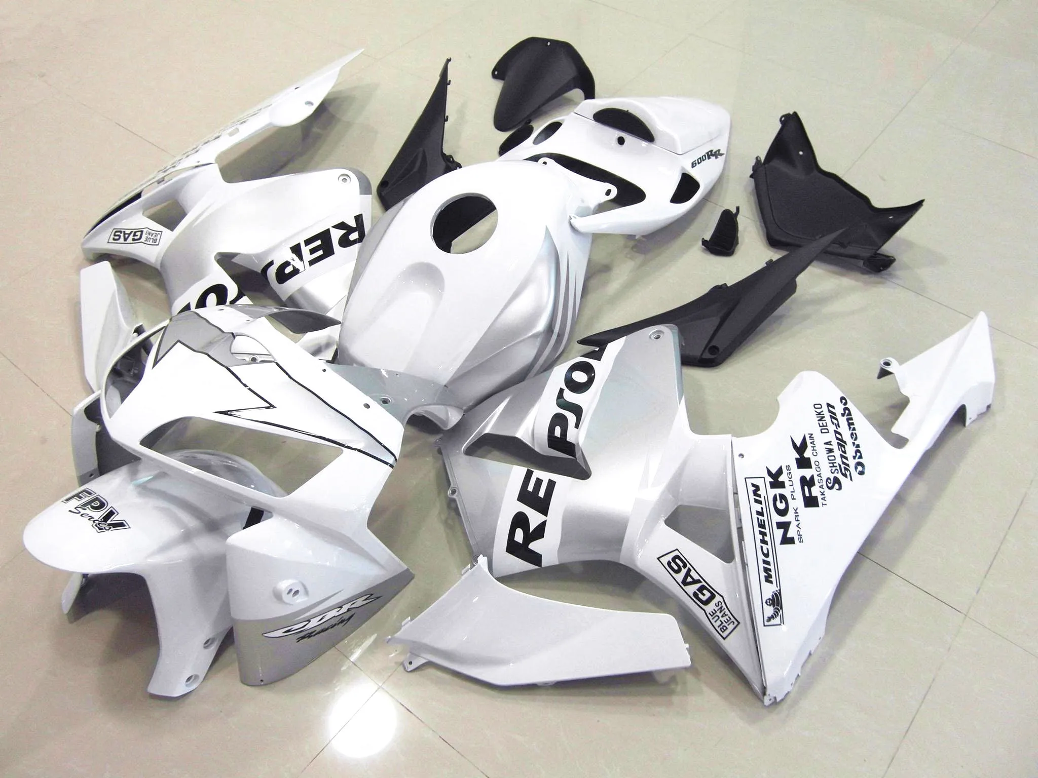 

Motorcycle Fairings Kit Fit For Cbr600rr 2005-2006 Bodywork Set High Quality Abs Injection New White silver